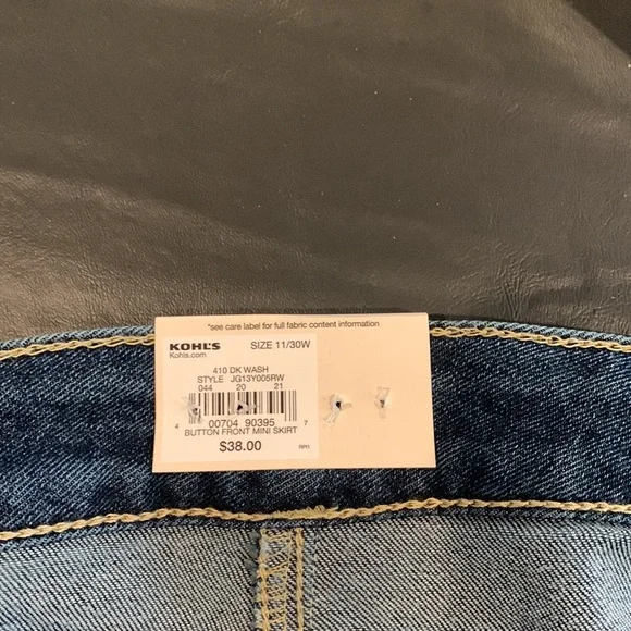 NWT SO mid rise button front mini skirt size 11 - Picture 3 of 4